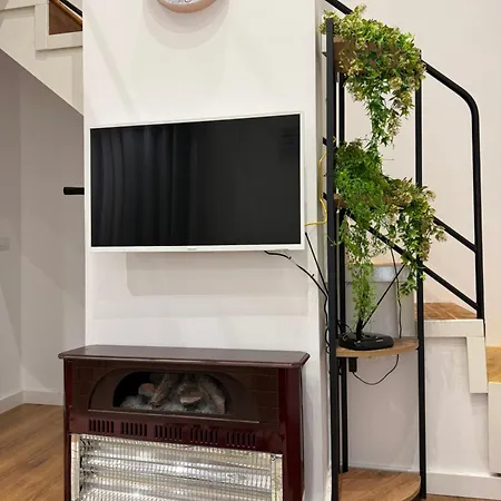 Amna's In Tirana-self Check-in Apartament